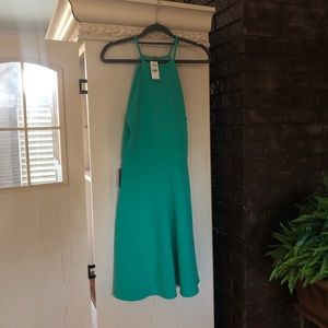 🌟NEW with TAGS🌟 EXPRESS Green Dress